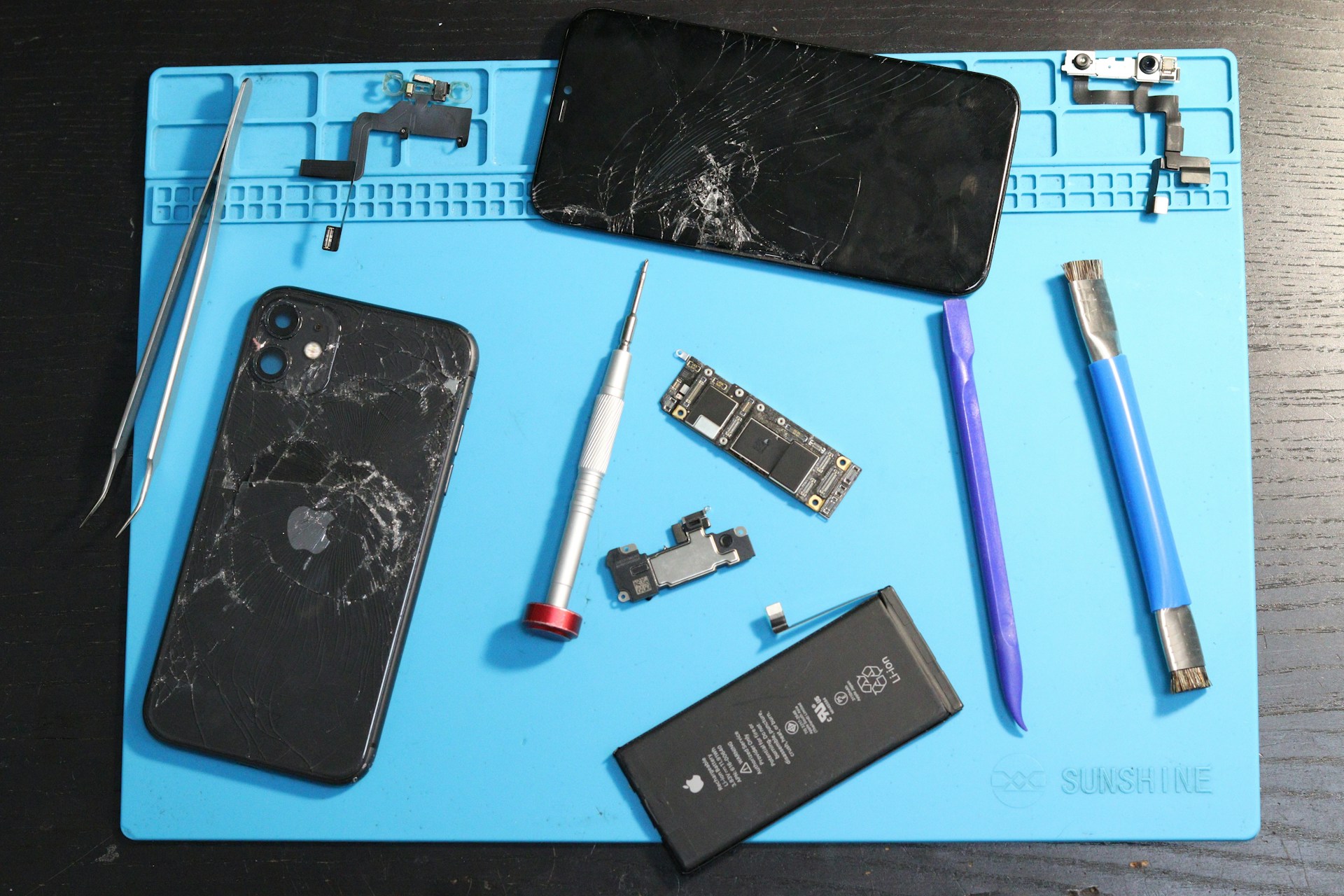 Refurbished vs New Phones